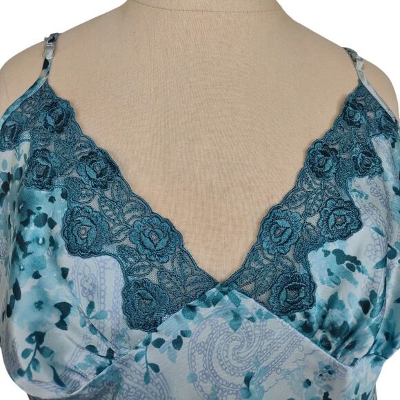 Secret Treasures Nightgown Teddy Slip Floral Blue and White Large - Picture 8 of 12